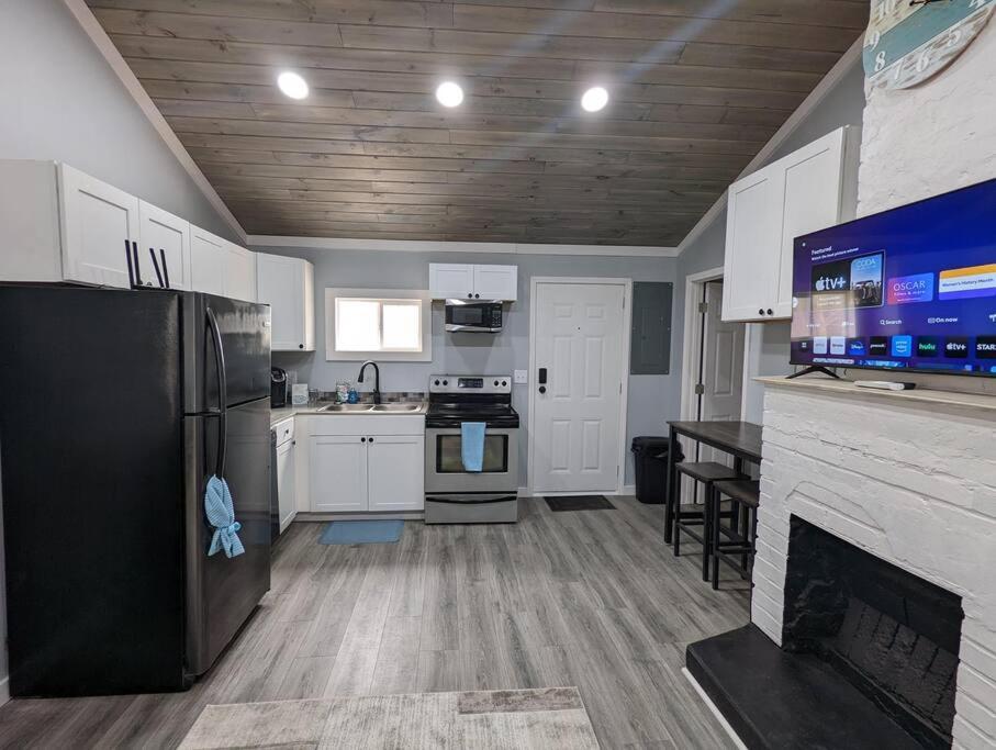 Summerlee Suite - Beautiful Remodeled Farmhouse Oak Hill Eksteriør bilde